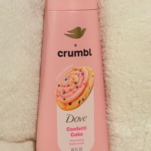 NEW Limiited Edition 🩷 Dove x Crumbl 🩷 Confetti Cake Body Wash 20 oz